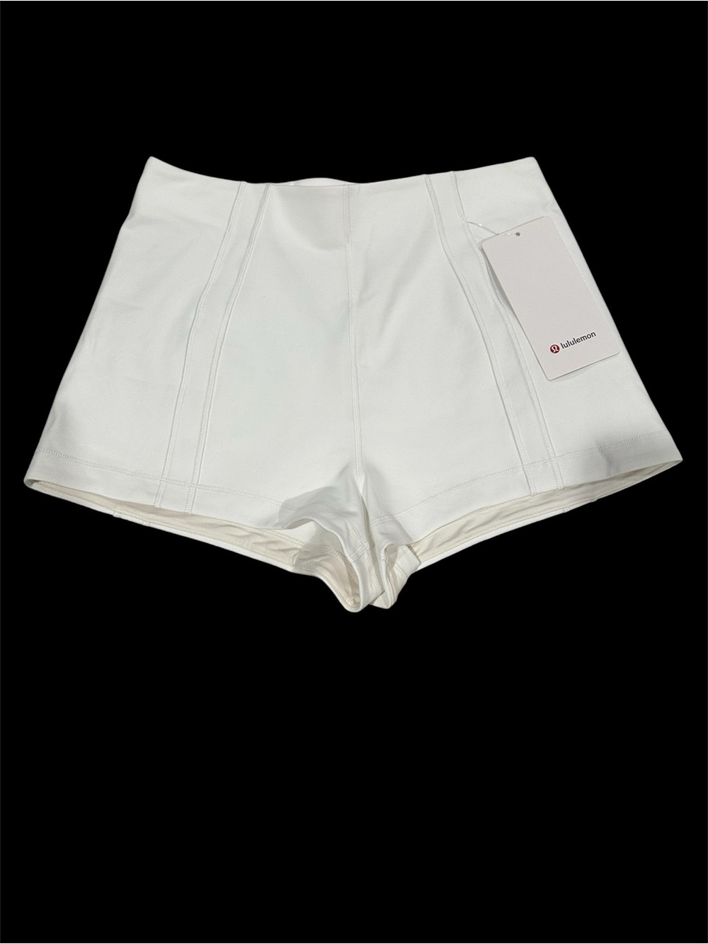 NWT lululemon athletica White Define Micro Short *Luon High Rise Women's Size SM